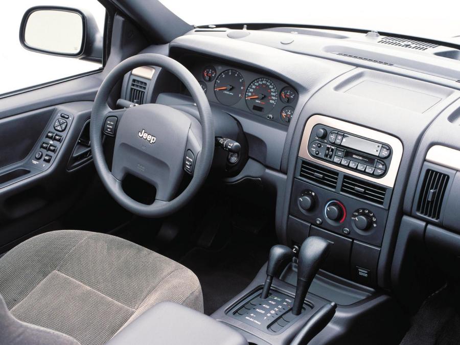  Jeep Grand Cherokee Laredo 1998 года  (фото 6 из 9)